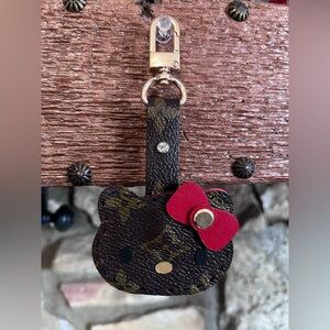 🤎❤️Custom Vintage Monogram kitty bag charm❤️🤎UPCYCLED